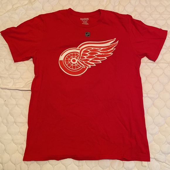 Men’s Reebok Detroit Red Wings Jimmy Howard #35 T-Shirt, Red, Size = M - Picture 3 of 4